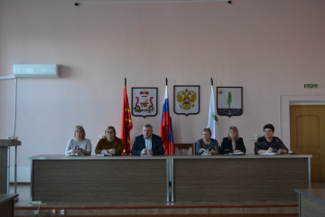 глава муниципального округа А.В. Голуб провел очередное еженедельное совещание - фото - 2