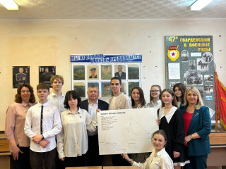 глава округа А. В. Голуб встретился с победителями грантового конкурса Российского движения детей и молодежи "Движение первых" - фото - 4