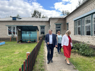 глава округа А.В. Голуб проверил готовность школ к новому учебному году - фото - 7