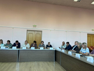 глава округа А.В. Голуб провел очередное еженедельное совещание - фото - 1