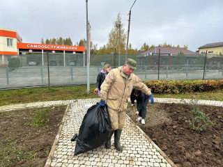 в Починке состоялся субботник - фото - 6