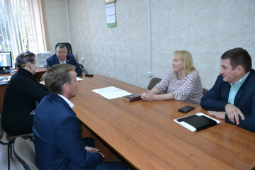 глава Починковского округа А.В. Голуб провел прием граждан по личным вопросам - фото - 1