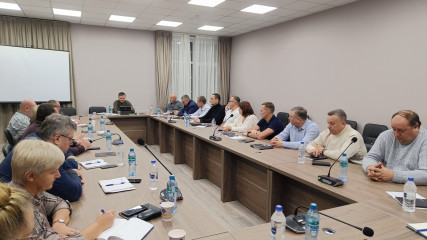 состоялся семинар для руководителей муниципальных образований на тему «Эффективный руководитель и командная работа. Инновации в управлении» - фото - 3