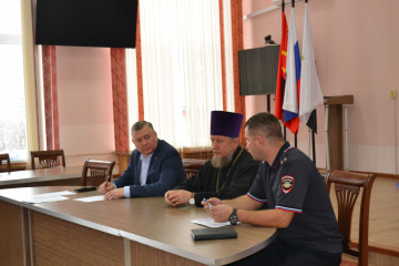 в Администрации округа состоялось очередное заседание консультативного Совета по вопросам межнациональных отношений - фото - 3