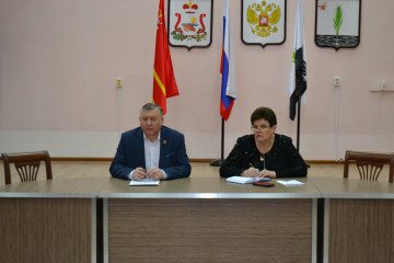 глава округа А.В. Голуб провел очередное еженедельное совещание - фото - 3