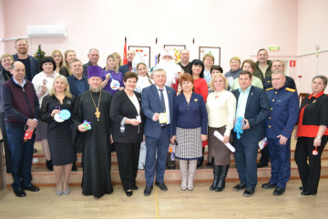 в Администрации округа района состоялась акция "Елка желаний" - фото - 15