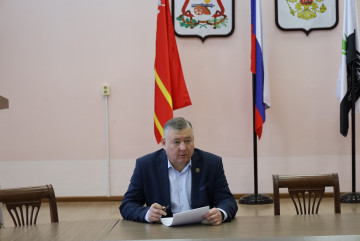 глава округа А.В. Голуб провел очередное еженедельное совещание - фото - 2