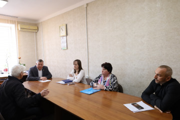 глава Починковского округа А.В. Голуб провел прием граждан по личным вопросам - фото - 2