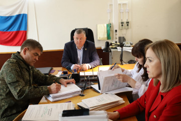 глава Починковского округа А.В. Голуб принял участие в работе призывной комиссии - фото - 6