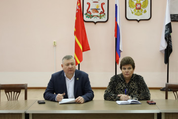 глава округа А.В. Голуб провел очередное еженедельное совещание - фото - 3